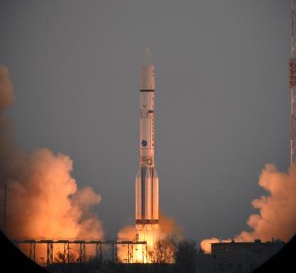 ExoMars de la Agencia Espacial Europea 2016 de la misi�n, la combinaci�n de la traza Gas Orbiter y Schiaparelli demostrador de aterrizaje, pone en marcha en un veh�culo de lanzamiento Proton desde el cosm�dromo de Baikonur, en Kazajst�n.